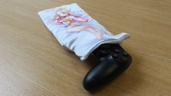 A Closer Look at the Gal*Gun 2 Free Hugs Edition Gaming Accessories Pouch 5